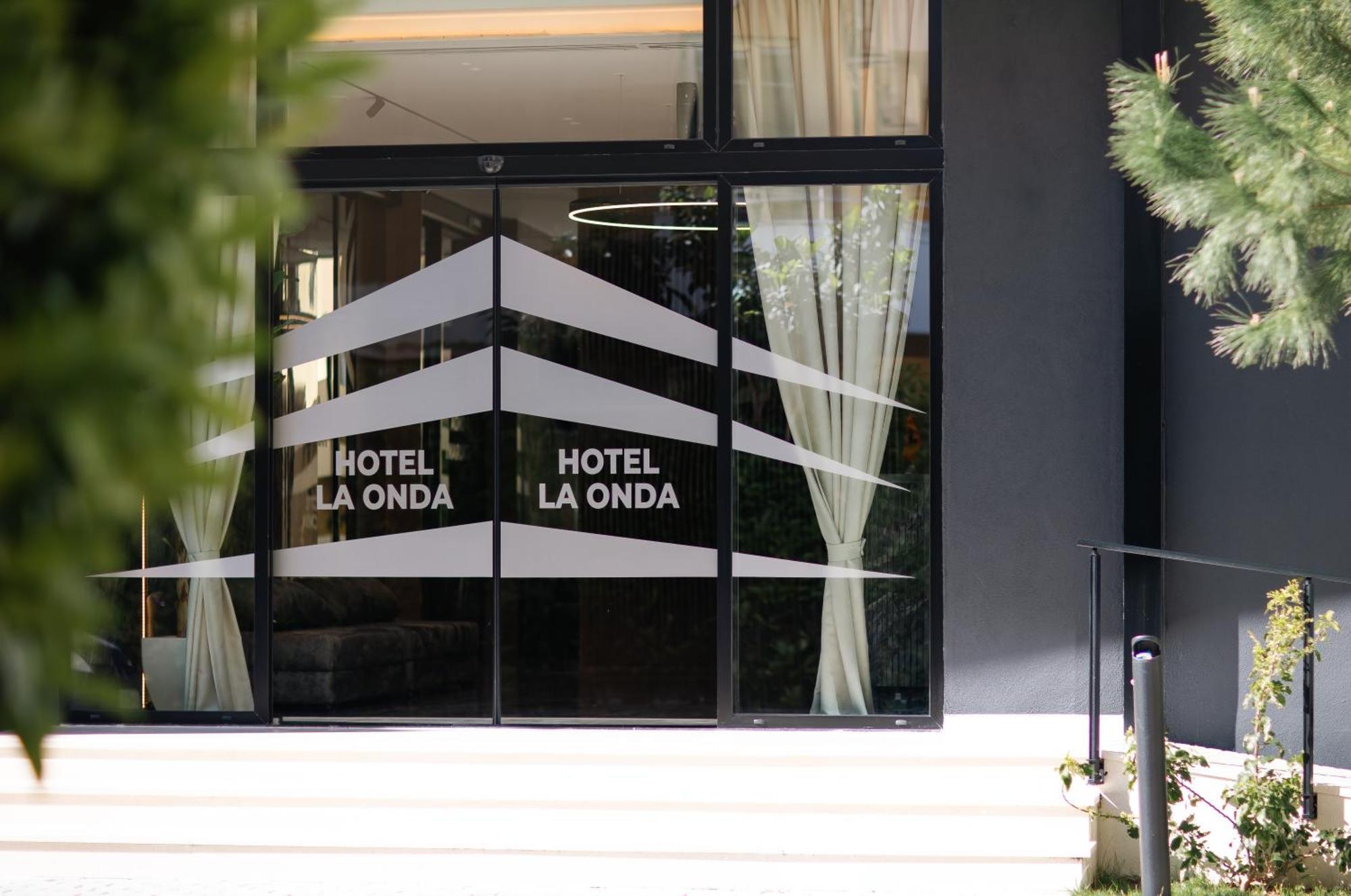 La Onda Hotel Durres Exterior photo